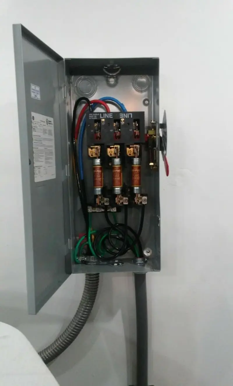 Three-phase disconnect switch installed for Electrical Wiring & Rewiring in Freeport